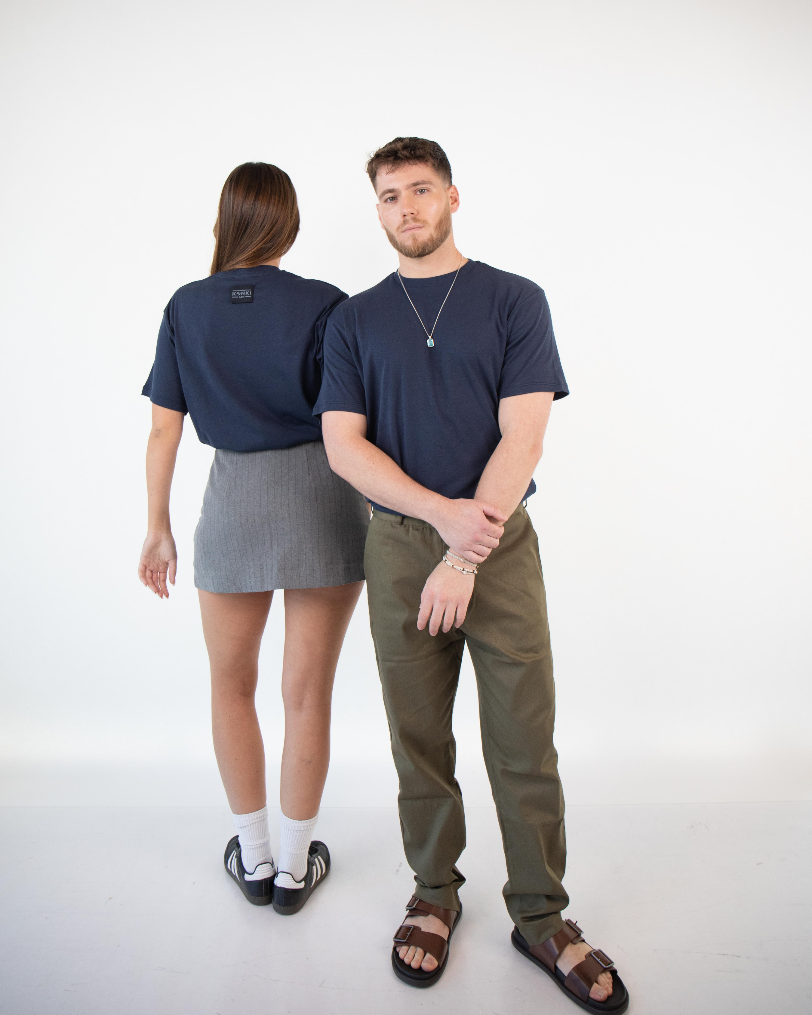 חולצת בייסיק קונקי