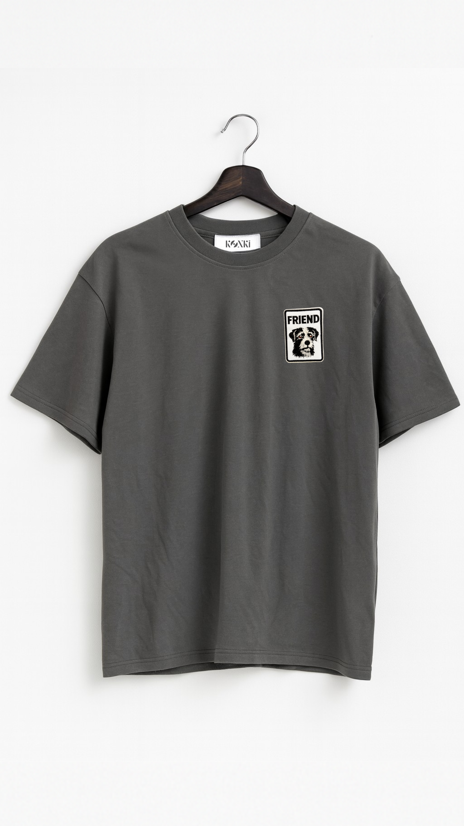 חולצה אפורה כלב